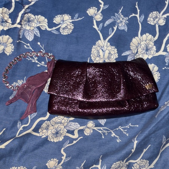 henri bendel Handbags - Excellent Condition Henri Bendel Purple Pleated Sparkle Patent Clutch Bag